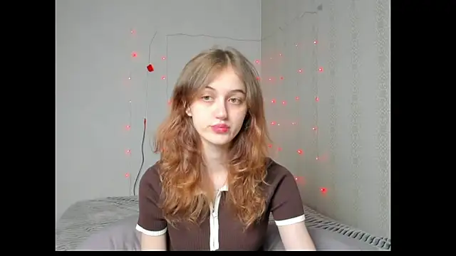 Snapshot of dreamy_pollyyy chatting on 05-13-26, 06:48 dreamy pollyyy online show from 05-13-26, 06:48