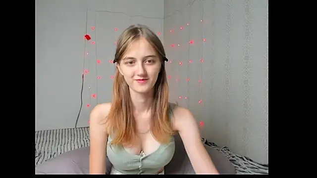 Snapshot of dreamy_pollyyy chatting on 07-02-26, 07:31 dreamy pollyyy online show from 07-02-26, 07:31