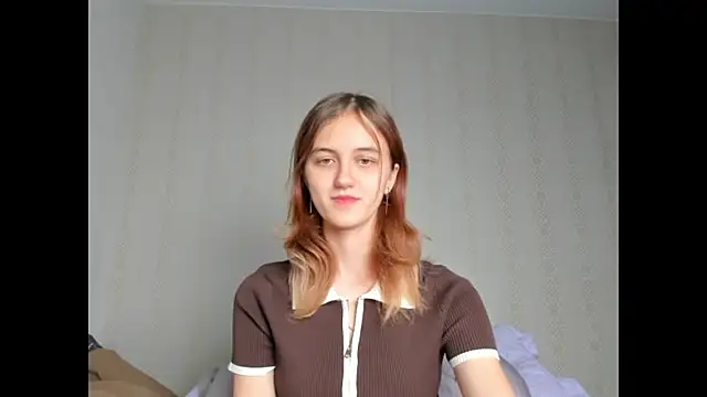 dreamy pollyyy online show from 10-19-25, 07:27