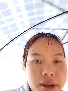 Snapshot of Huyen_x chatting on 03-09-26, 01:20 Huyen x online show from 03-09-26, 01:20