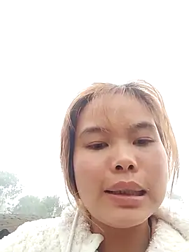 Snapshot of Huyen_x chatting on 02-03-26, 07:46 Huyen x online show from 02-03-26, 07:46