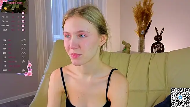 Succubelle online show from 11-20-25, 06:14