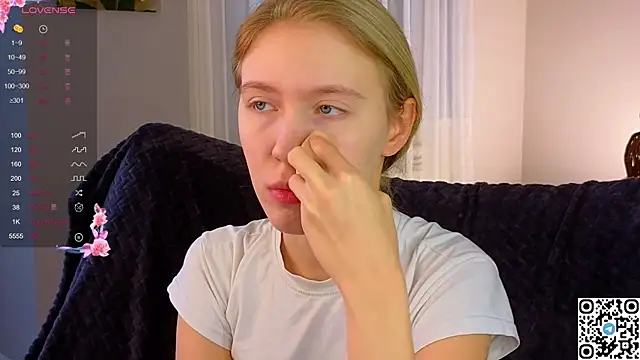 Succubelle online show from 11-15-25, 06:17