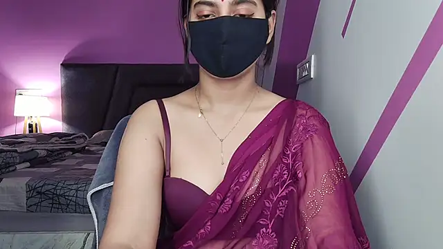 Snapshot of Tanya-mittal chatting on 07-04-26, 06:20 Tanya-mittal online show from 07-04-26, 06:20