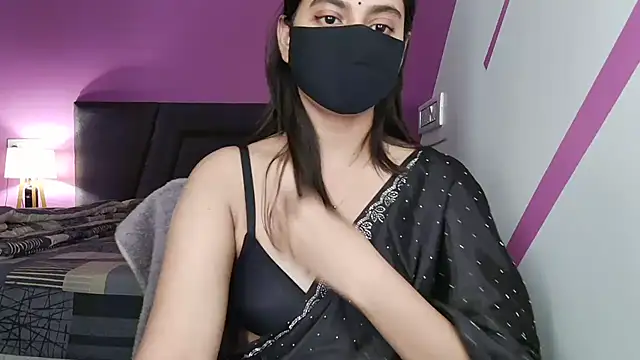 Snapshot of Tanya-mittal chatting on 07-01-26, 06:52 Tanya-mittal online show from 07-01-26, 06:52
