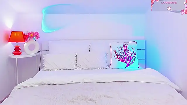 LexiePat online show from 04-10-26, 05:14