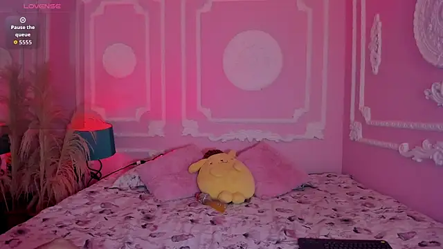 EmilyBorch online show from 11-03-25, 12:42