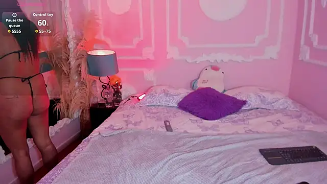 EmilyBorch online show from 03-25-26, 12:04