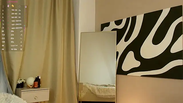 EmelySwickheimer online show from 10-31-25, 07:10