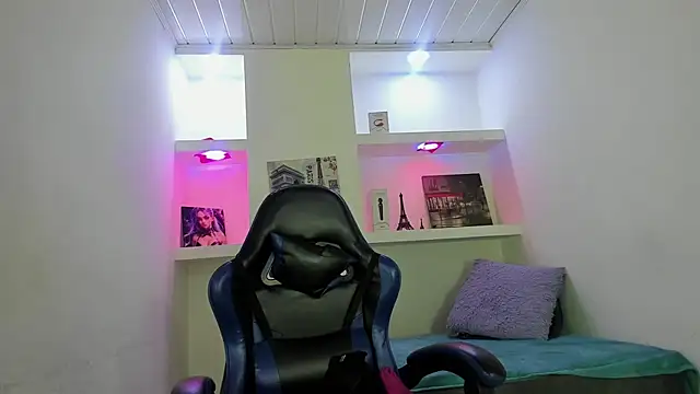 susan mooree online show from 09-18-25, 07:50