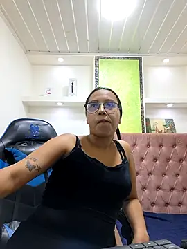 susan mooree online show from 11-07-25, 07:07