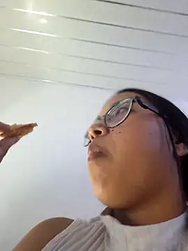 susan mooree online show from 11-21-25, 08:52