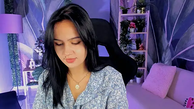 MonicaFarmer online show from 09-23-25, 05:20