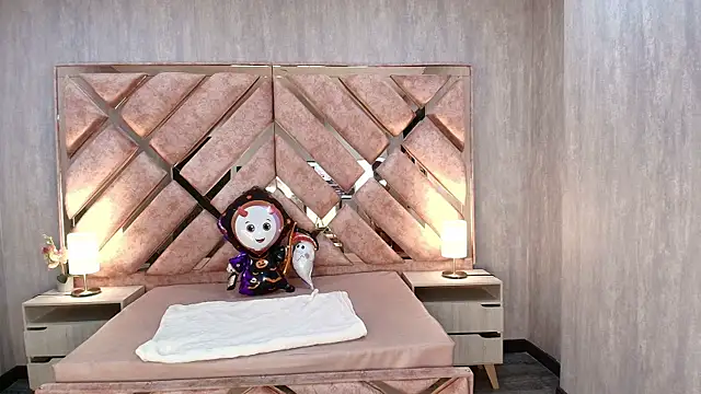 ANABELL BROWN online show from 10-07-25, 07:26