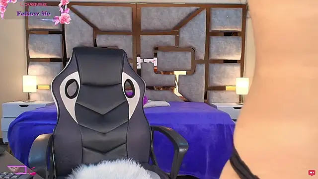 ANABELL BROWN online show from 01-12-26, 07:31