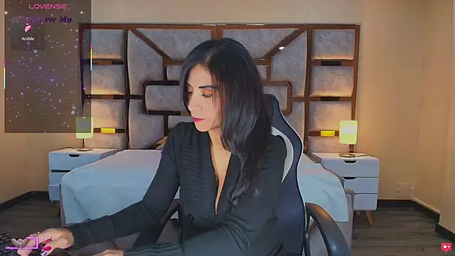 ANABELL BROWN online show from 03-21-26, 07:40