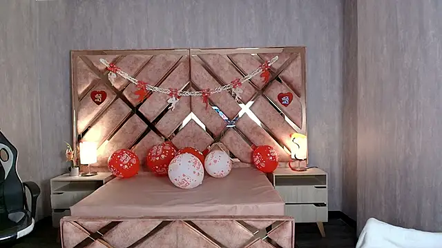 ANABELL BROWN online show from 09-13-25, 12:27