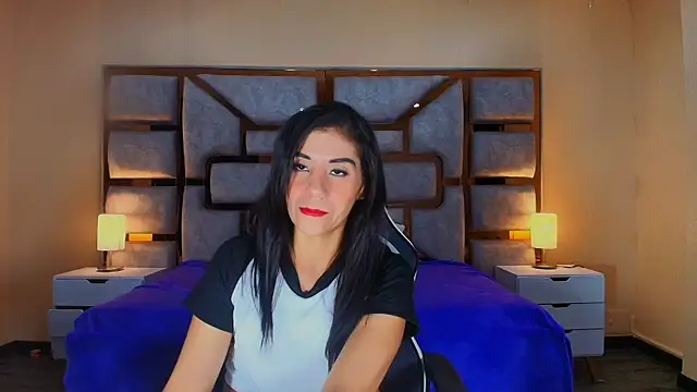 ANABELL BROWN online show from 05-19-26, 01:29