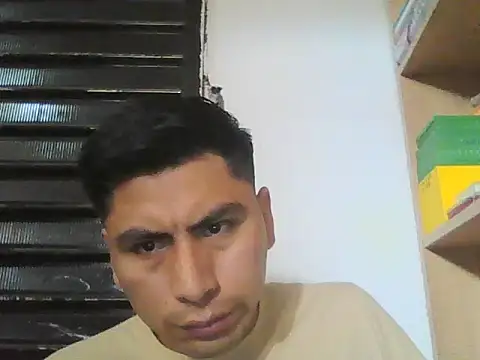 Migueles96 online show from 09-17-25, 03:03