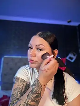 Megaan  More online show from 04-01-26, 02:57