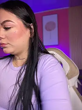Snapshot of Megaan__More chatting on 06-19-26, 03:23 Megaan More online show from 06-19-26, 03:23