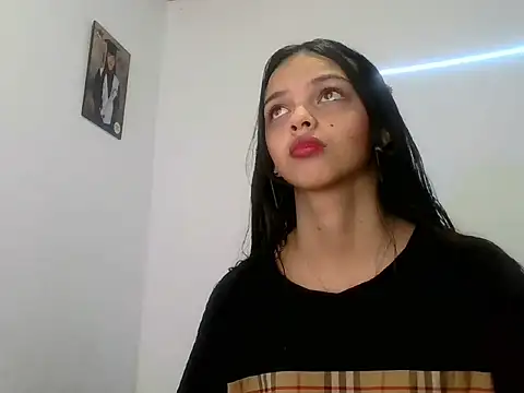 lucy babyy online show from 11-03-25, 06:11