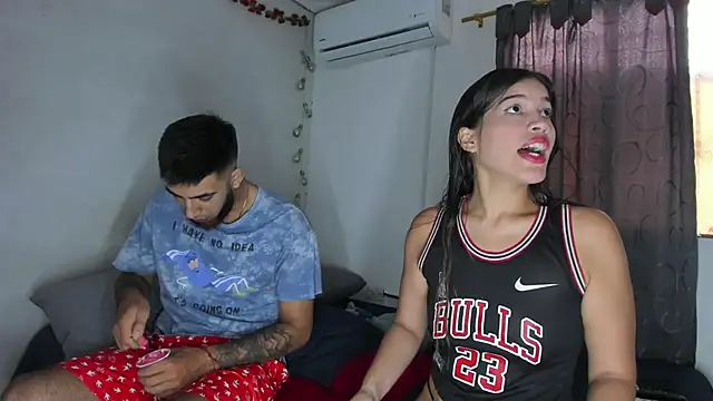 Snapshot of incogniitolove_ chatting on 01-06-26, 09:41 incogniitolove online show from 01-06-26, 09:41