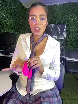 Isabellax21 online show from 02-20-26, 11:39