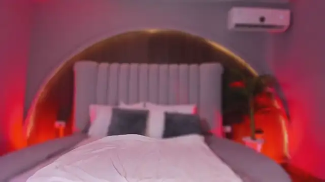 Isabellax21 online show from 02-13-26, 04:23