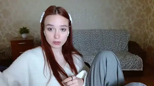 Snapshot of aFoxie chatting on 09-21-25, 03:50 aFoxie online show from 09-21-25, 03:50
