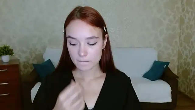 Snapshot of aFoxie chatting on 09-16-25, 06:42 aFoxie online show from 09-16-25, 06:42