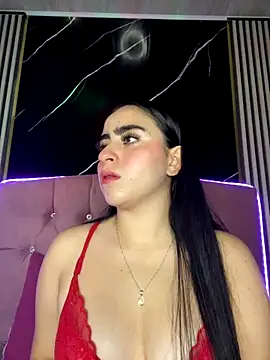 Snapshot of Elha_20 chatting on 10-08-25, 03:30 Elha 20 online show from 10-08-25, 03:30