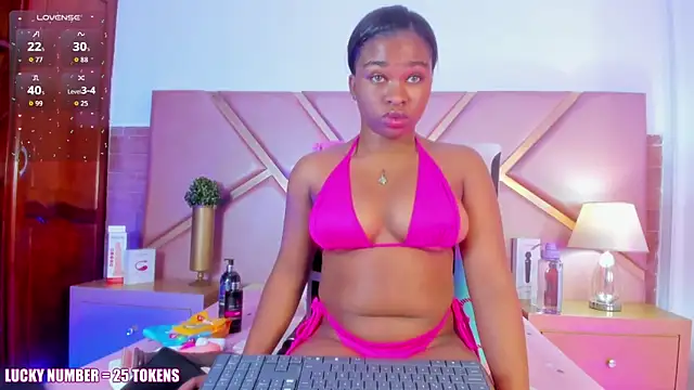 SophieSinclair online show from 11-10-25, 12:54