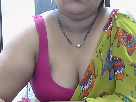 Snapshot of Nisha-telugu chatting on 07-17-26, 04:37 Nisha-telugu online show from 07-17-26, 04:37