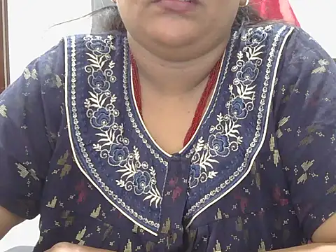Snapshot of Nisha-telugu chatting on 08-03-26, 09:15 Nisha-telugu online show from 08-03-26, 09:15