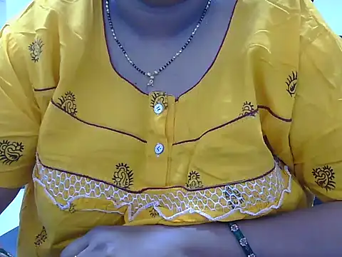 Snapshot of Nisha-telugu chatting on 07-29-26, 02:22 Nisha-telugu online show from 07-29-26, 02:22
