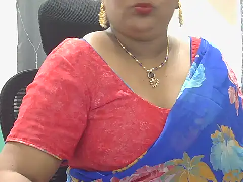 Snapshot of Nisha-telugu chatting on 07-09-26, 12:15 Nisha-telugu online show from 07-09-26, 12:15