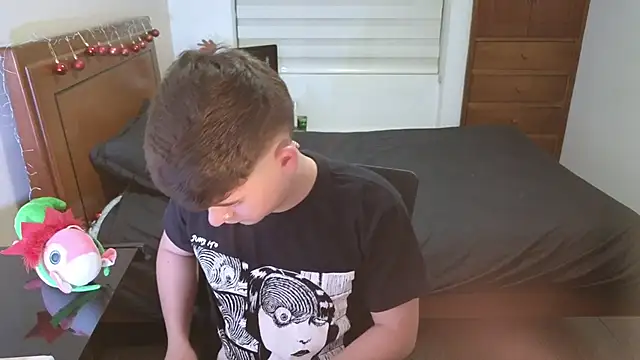 tightncuteass online show from 11-12-25, 10:57