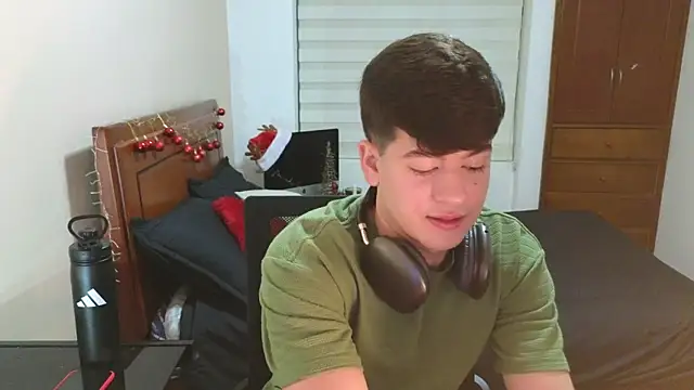 tightncuteass online show from 11-24-25, 12:43