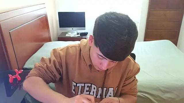 tightncuteass online show from 09-18-25, 07:06