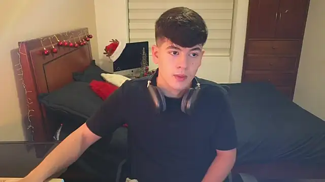 tightncuteass online show from 11-15-25, 10:47