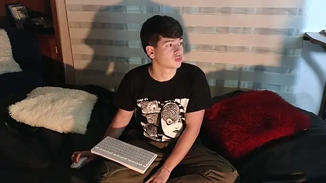 tightncuteass online show from 03-19-26, 12:54