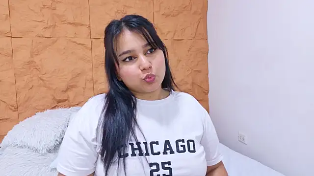 IvannaaVega online show from 05-08-26, 05:00