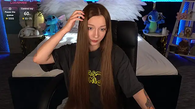 FoxyMayy online show from 10-23-25, 01:10