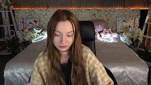 FoxyMayy online show from 04-07-26, 12:51