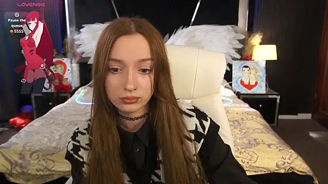 FoxyMayy online show from 04-08-26, 01:12