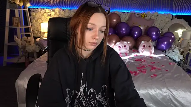 FoxyMayy online show from 02-10-26, 01:43