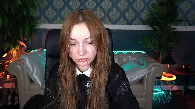 FoxyMayy online show from 04-23-26, 04:19