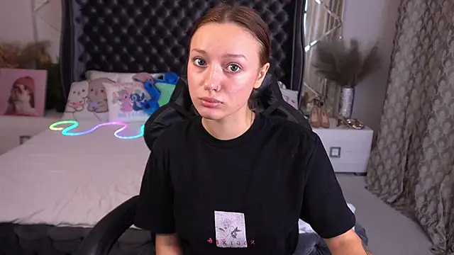 FoxyMayy online show from 09-23-25, 01:07