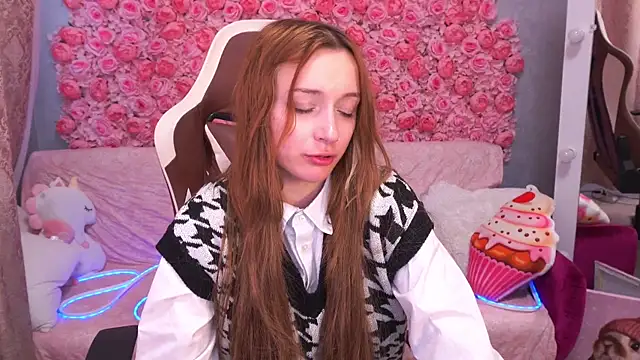 FoxyMayy online show from 05-30-26, 04:30